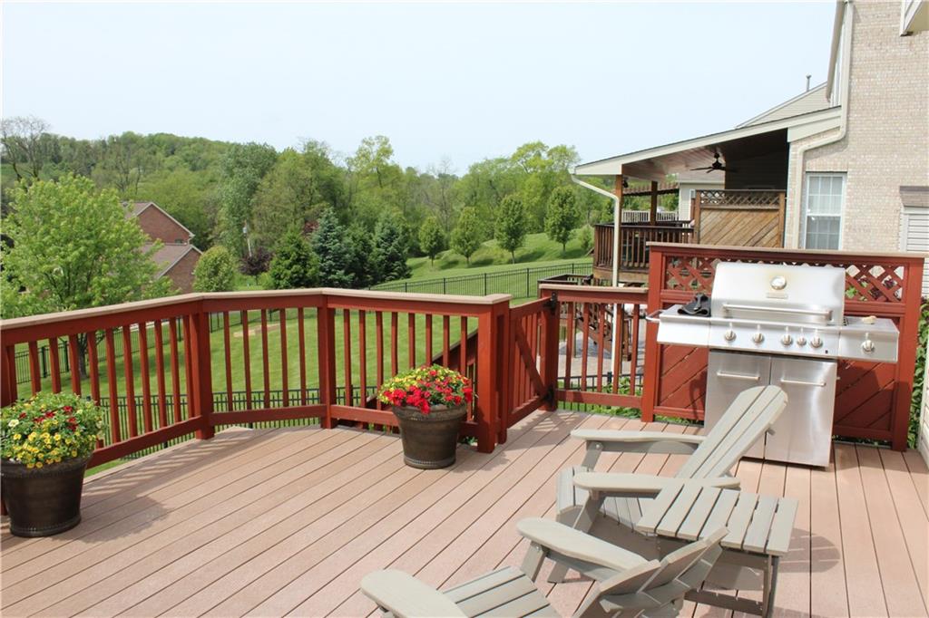 253 Field Club Circle McKees Rocks, PA 15136 - Photo 24 of 25