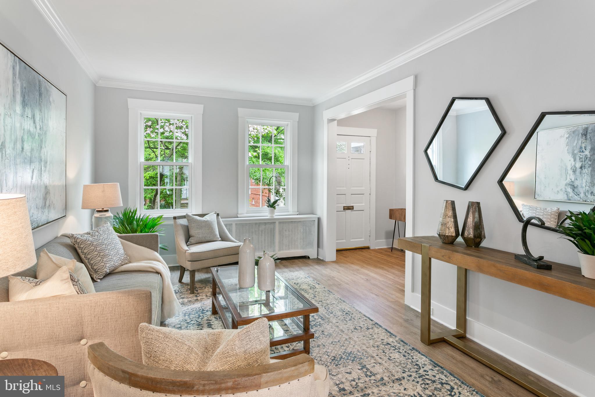 2424 Tunlaw Road Northwest Washington, DC 20007 - Photo 5 of 38 Gallery Image 5