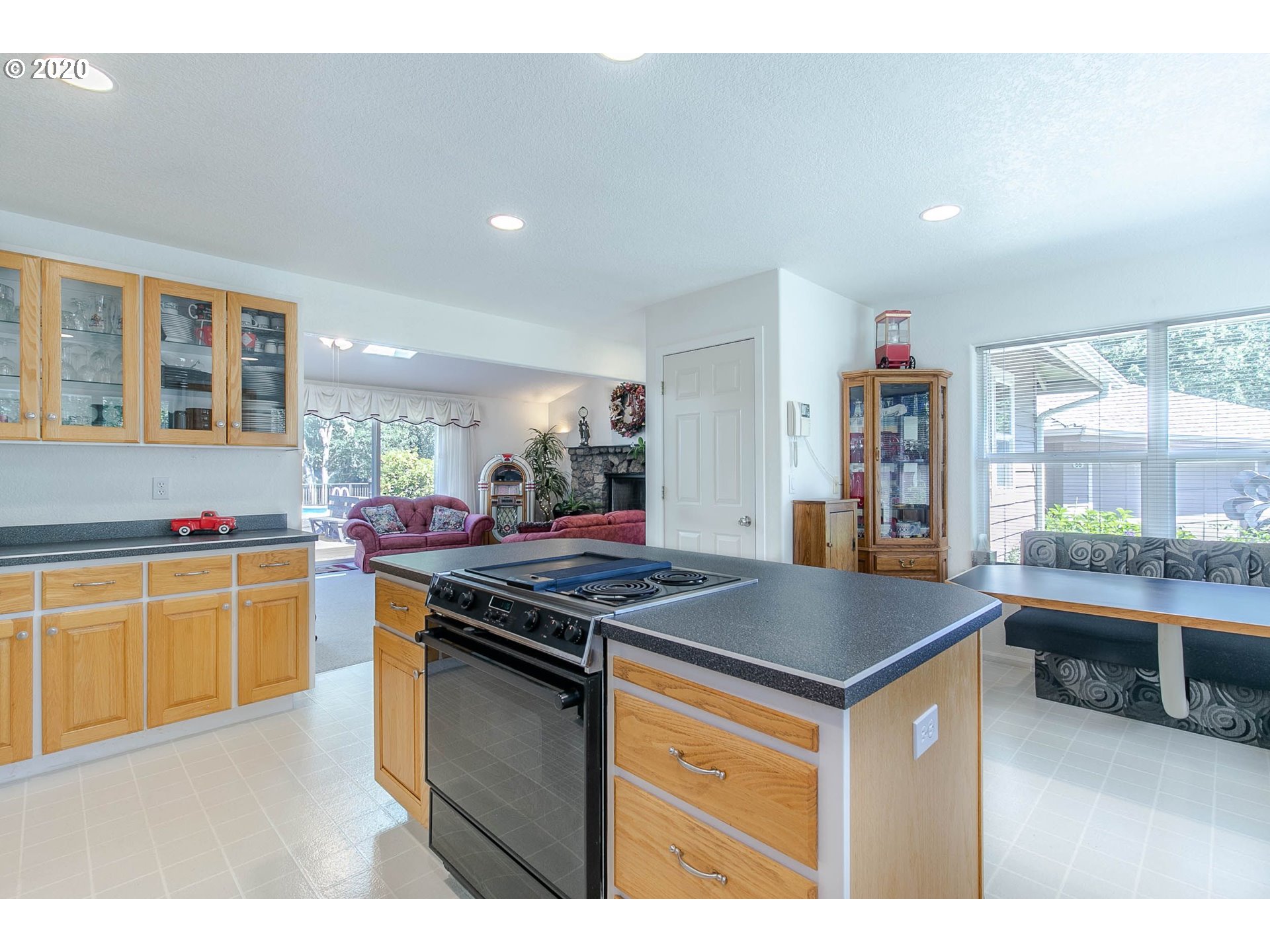 88491 Oak Knoll Road Veneta, OR 97487 - Photo 16 of 32 Gallery Image 16