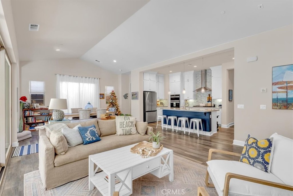17 Puesto Road Rancho Mission Viejo, CA 92694 - Photo 3 of 69 a living room with furniture kitchen view and a dining table