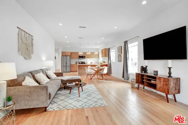 $5,500 | 434 North Ogden Drive, Unit 434 1/2, Los Angeles, CA 90036