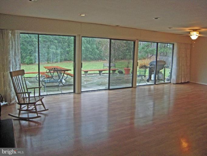 13801 Hess Mill Road Phoenix, MD 21131 - Photo 9 of 20 Great Room #2