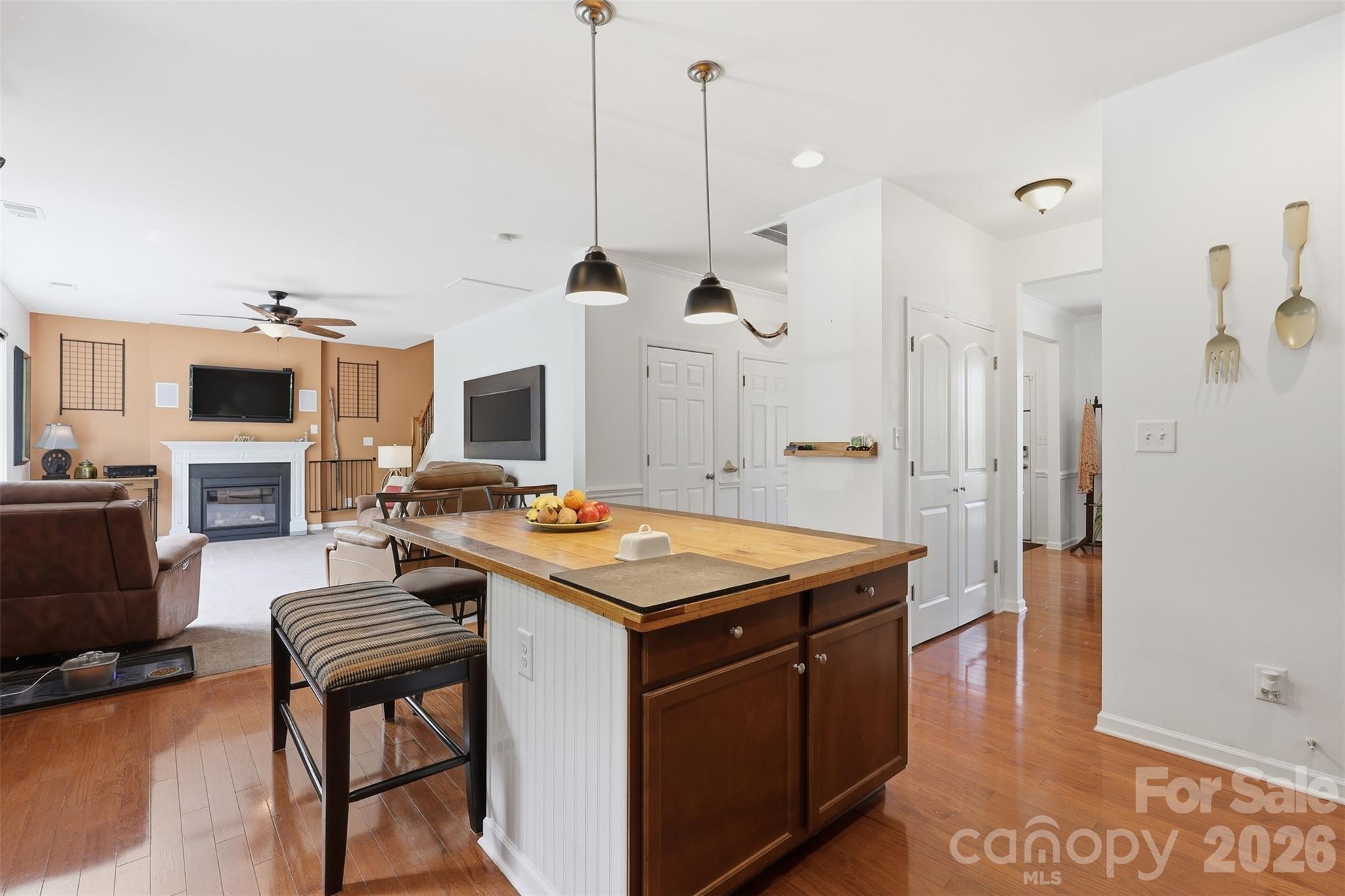 879 Ivy Trail Way Fort Mill, SC 29715 - Photo 6 of 44 a kitchen with stainless steel appliances granite countertop a stove and a refrigerator