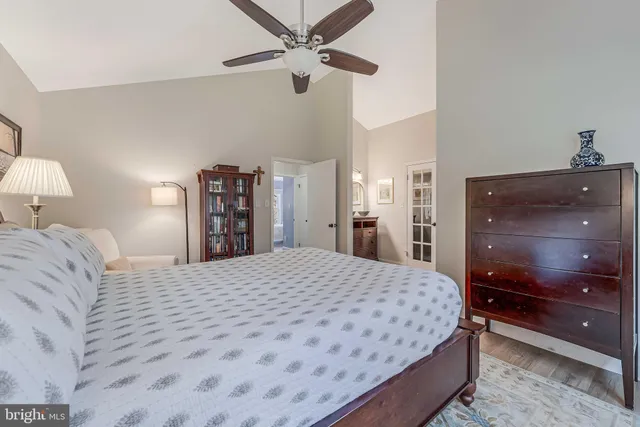 a view of walk in closet