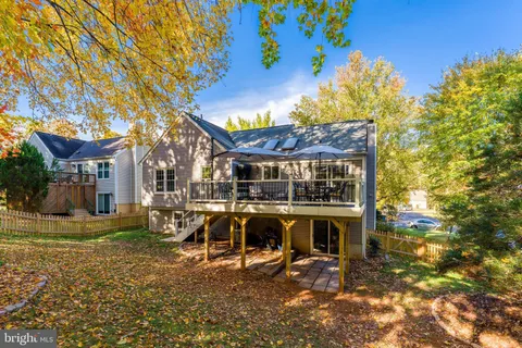 $825,000 | 3919 Bokel Drive, Chantilly, VA 20151