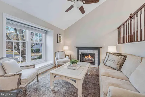 $825,000 | 3919 Bokel Drive, Chantilly, VA 20151