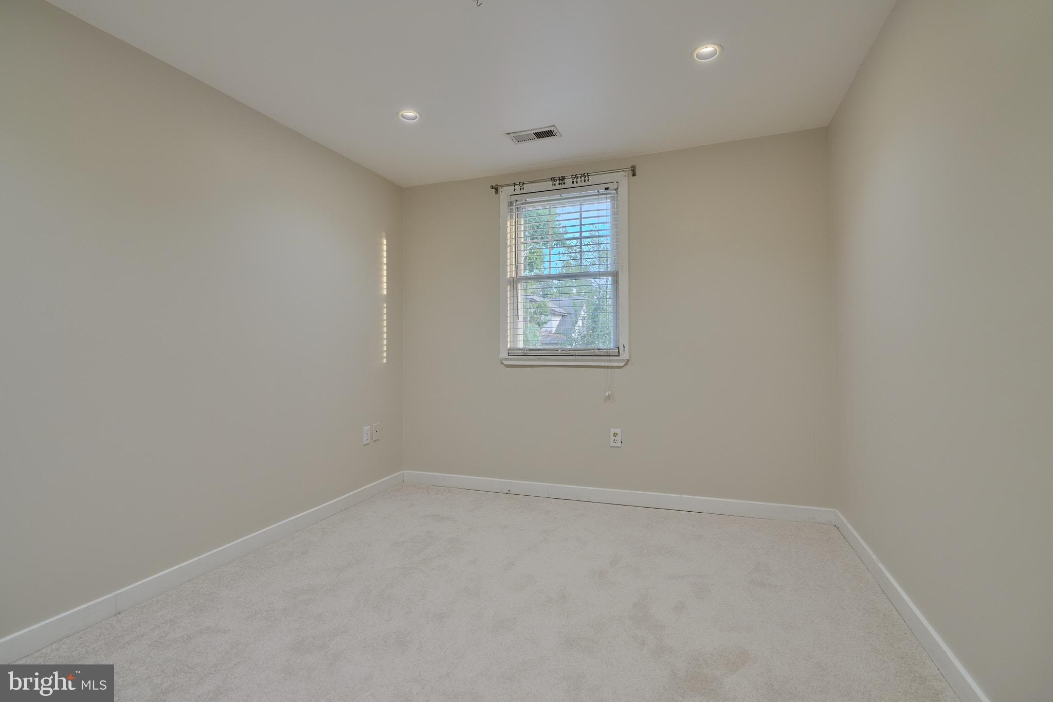 606 Murdock Road Baltimore, MD 21212 - Photo 40 of 60 Upper Bedroom #2