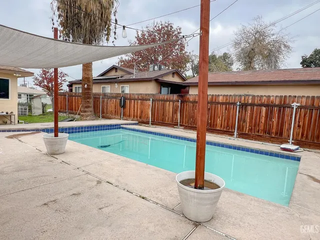 $325,000 | Undisclosed Address, Bakersfield, CA 93305