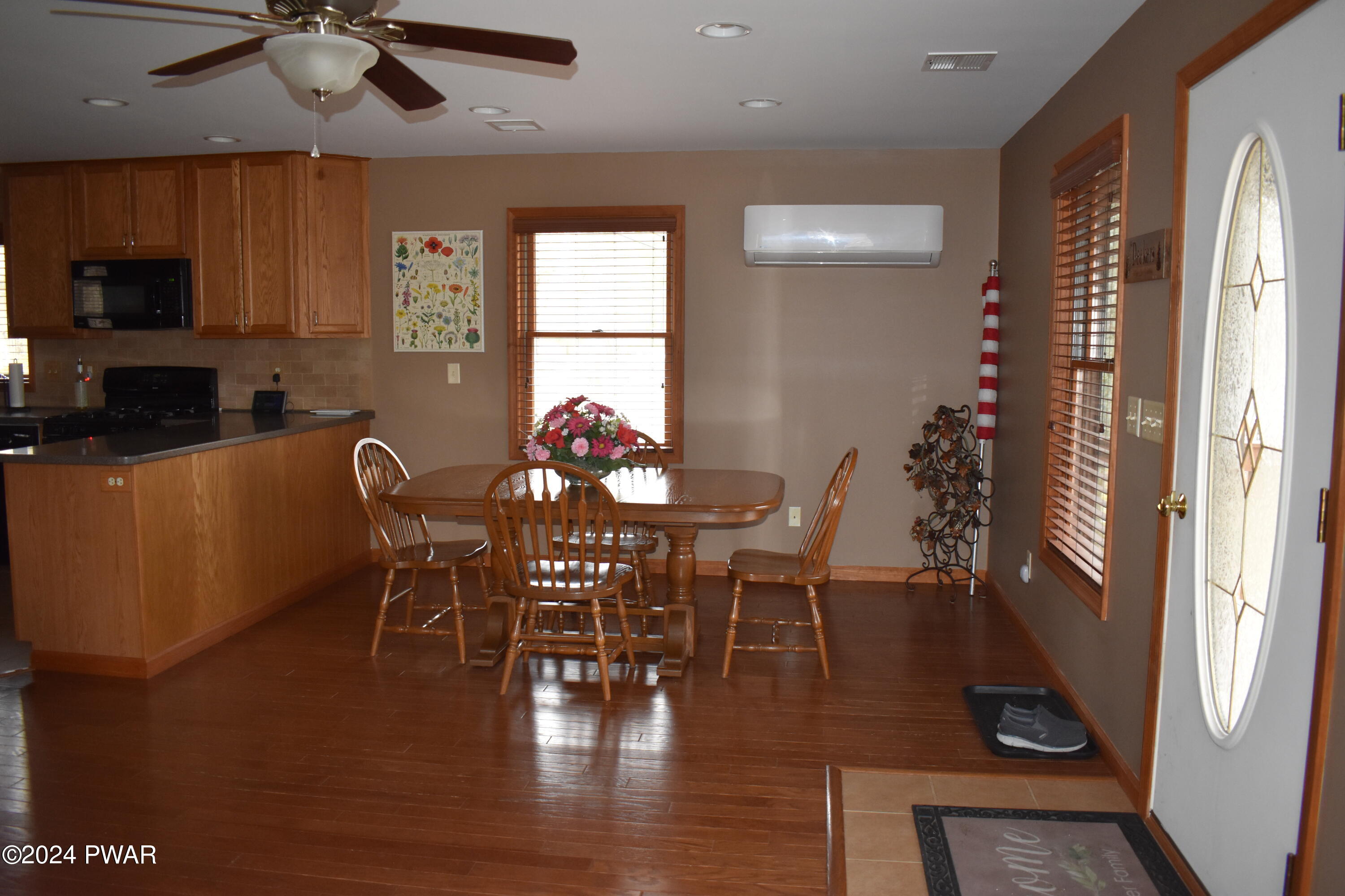 800 Rimrock Court Hawley, PA 18428 - Photo 9 of 30 a dining room with furniture and window