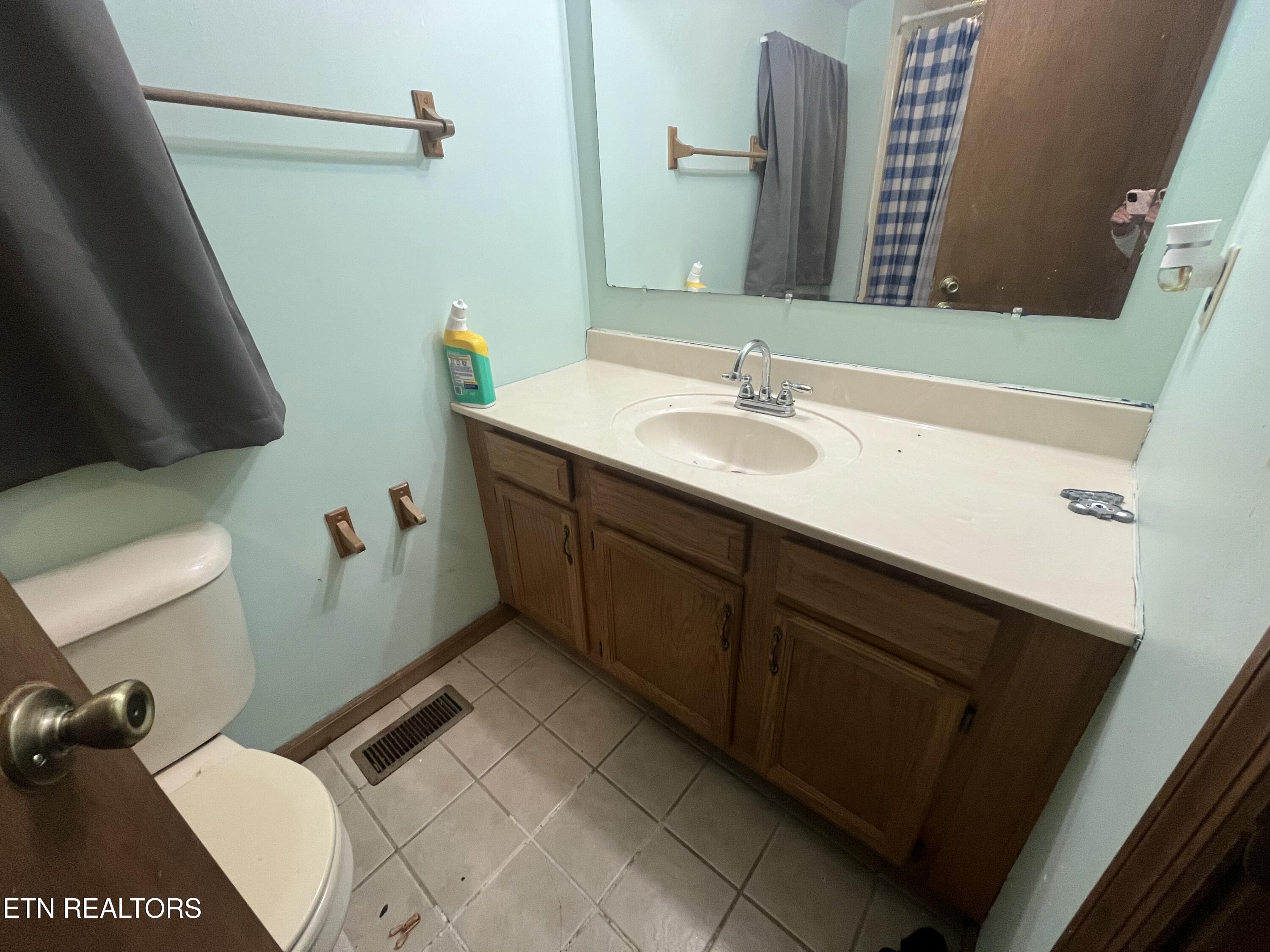 397 Whitaker Lane Tazewell, TN 37879 - Photo 39 of 46 IMG_5334