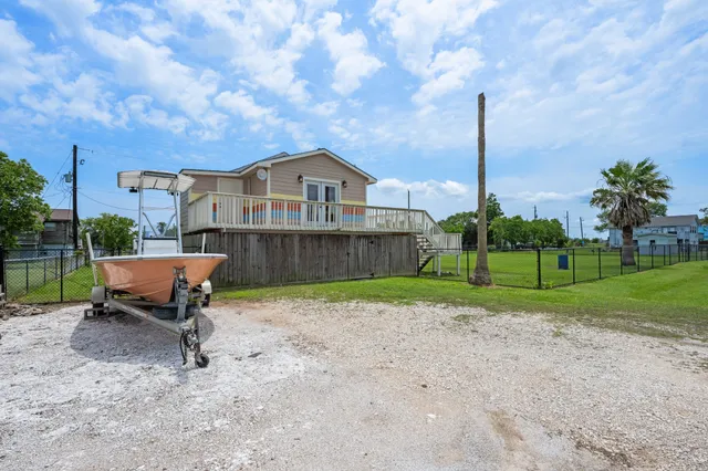 $130,000 | 5024 County Road 476A, Freeport, TX 77541