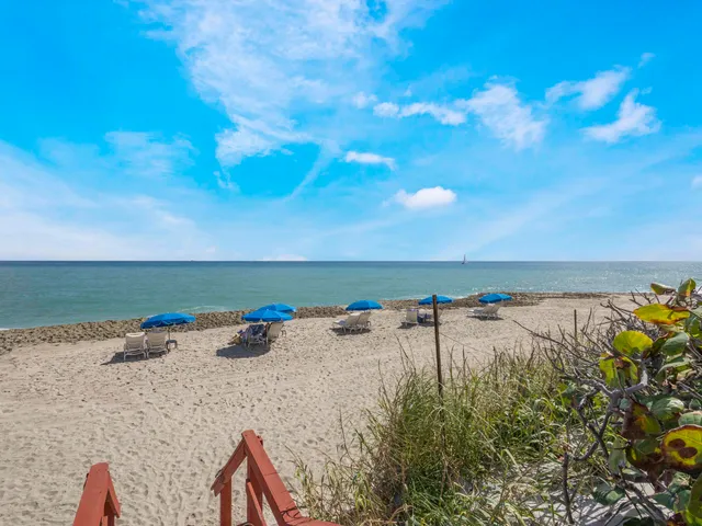 $4,900 | 4200 North Ocean Drive, Unit 2903, Singer Island, FL 33404