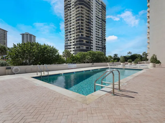 $4,900 | 4200 North Ocean Drive, Unit 2903, Singer Island, FL 33404
