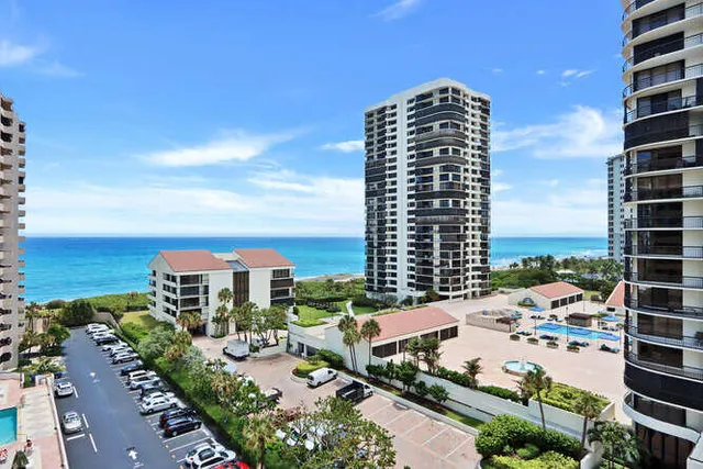 $4,900 | 4200 North Ocean Drive, Unit 2903, Singer Island, FL 33404
