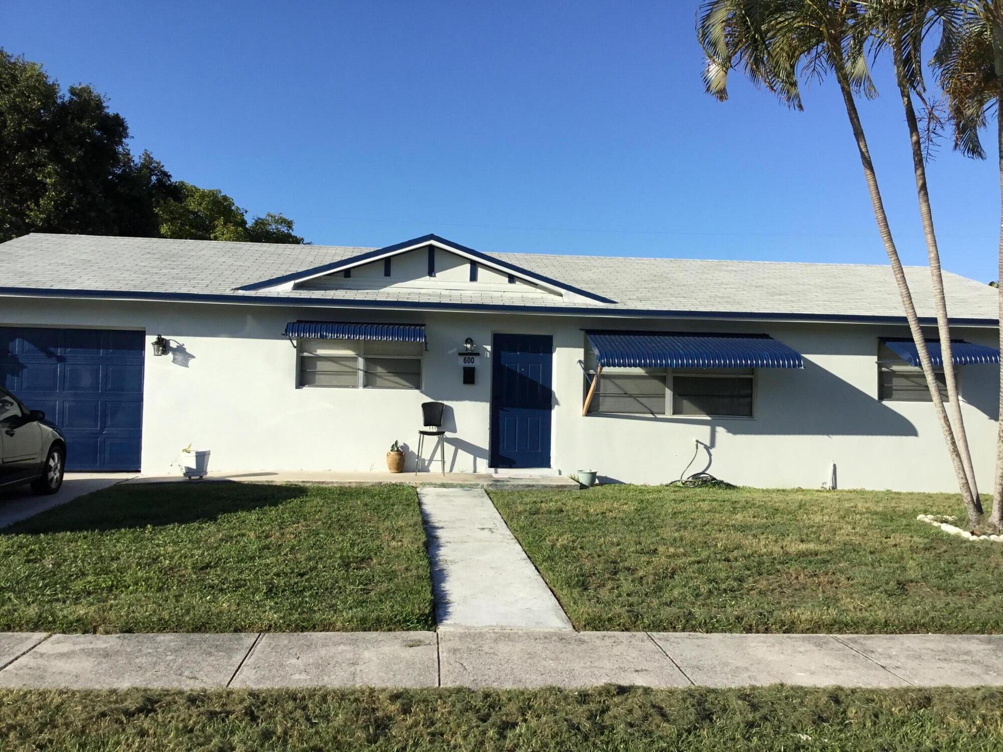 600 West 36th Street Riviera Beach, FL 33404 - Photo 1 of 9 Front enterence