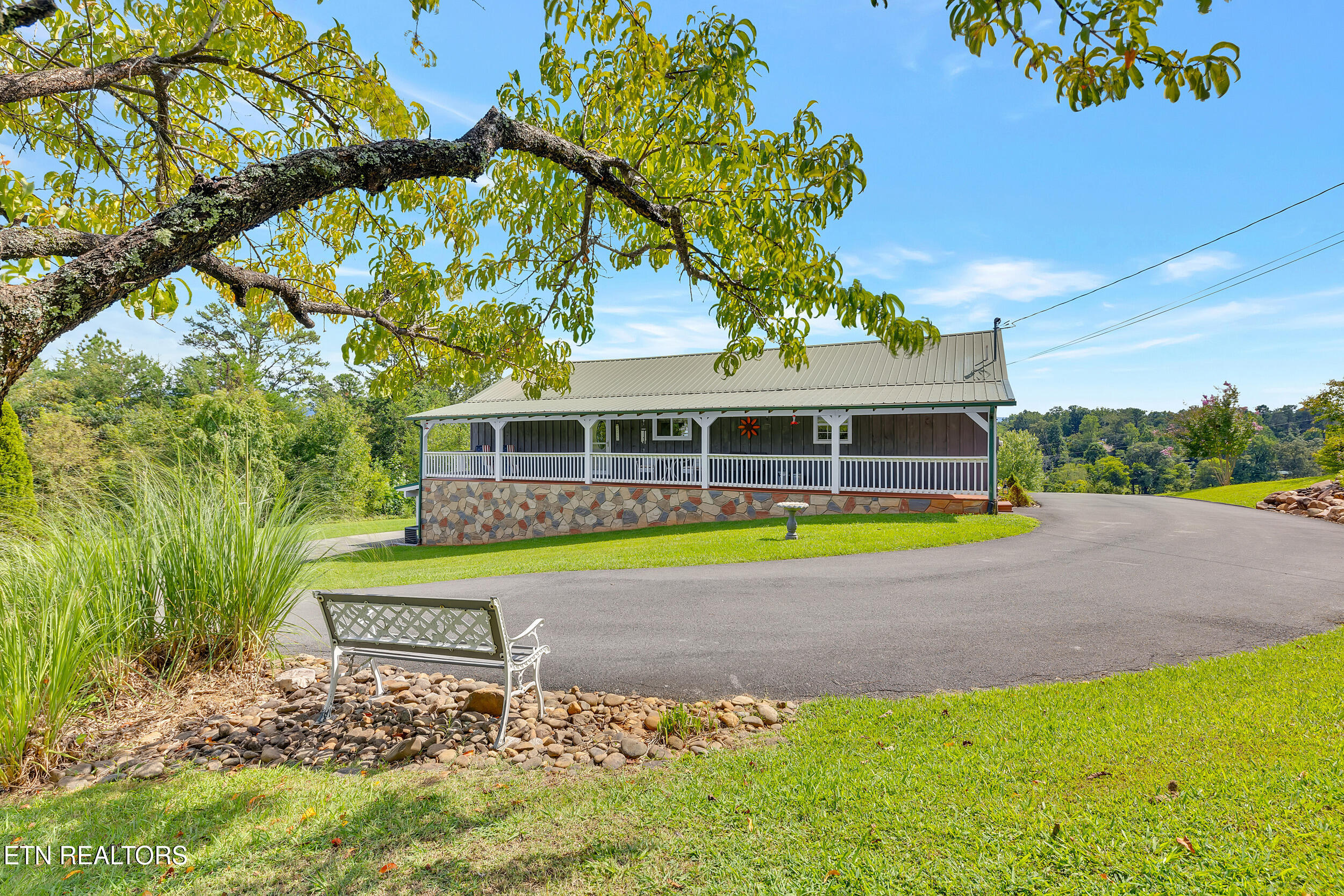 671 Epley Road Newport, TN 37821 - Photo 7 of 60 43_58
