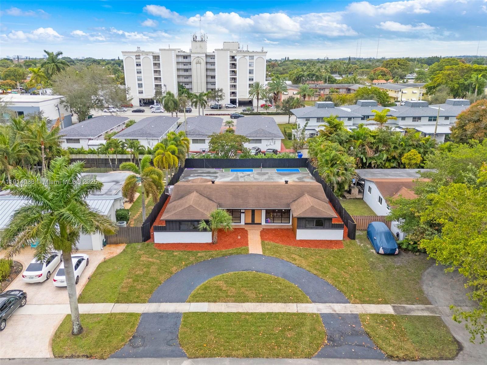 5230 Tyler Street Hollywood, FL 33021 - Photo 1 of 37 Gallery Image 1