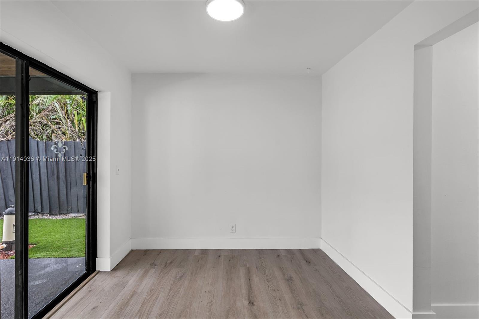 5230 Tyler Street Hollywood, FL 33021 - Photo 15 of 37 Gallery Image 15