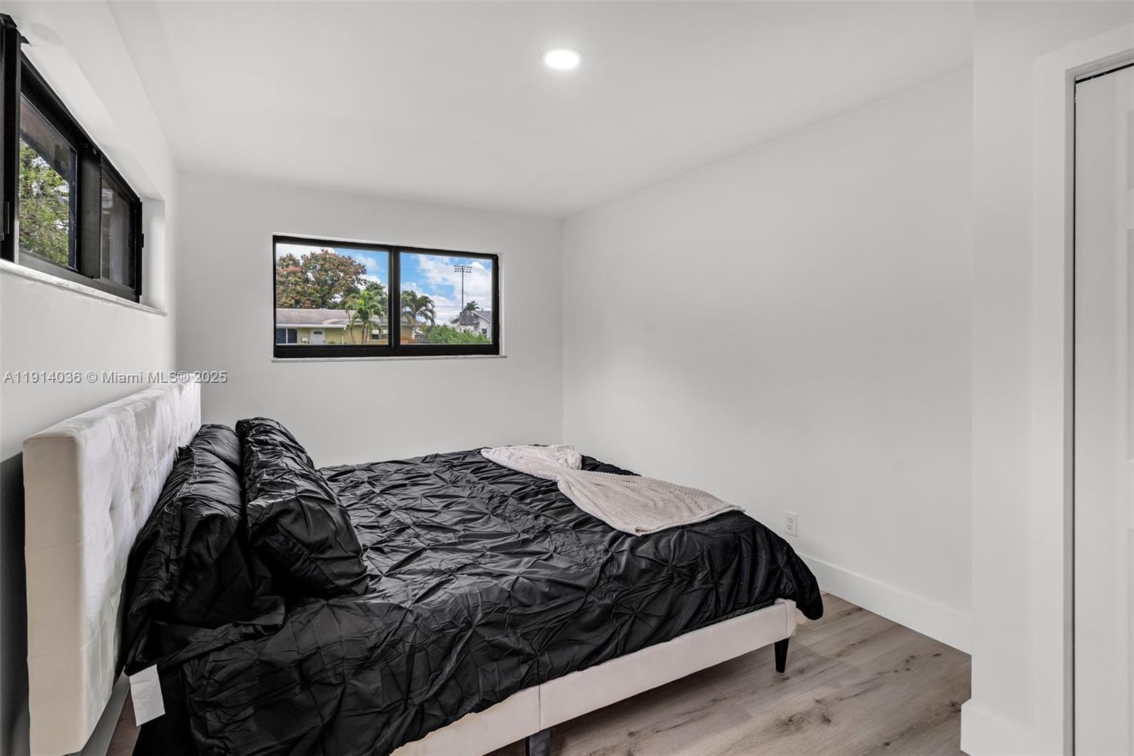 5230 Tyler Street Hollywood, FL 33021 - Photo 16 of 37 Gallery Image 16
