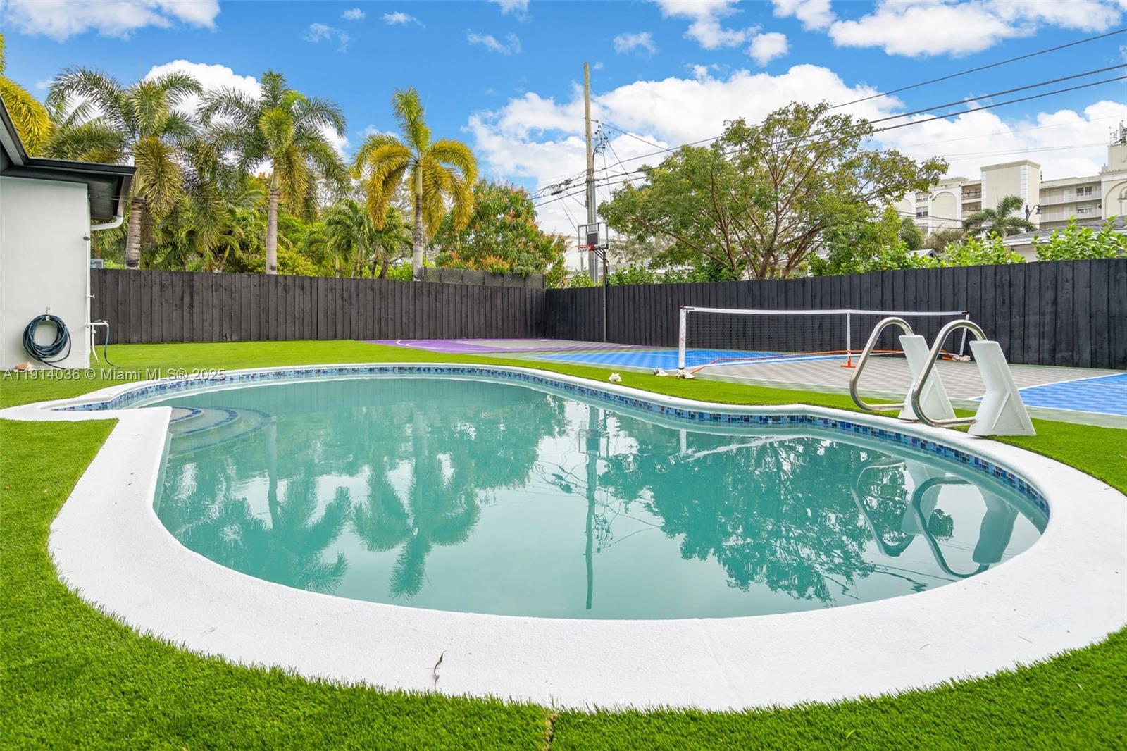 5230 Tyler Street Hollywood, FL 33021 - Photo 32 of 37 Gallery Image 32