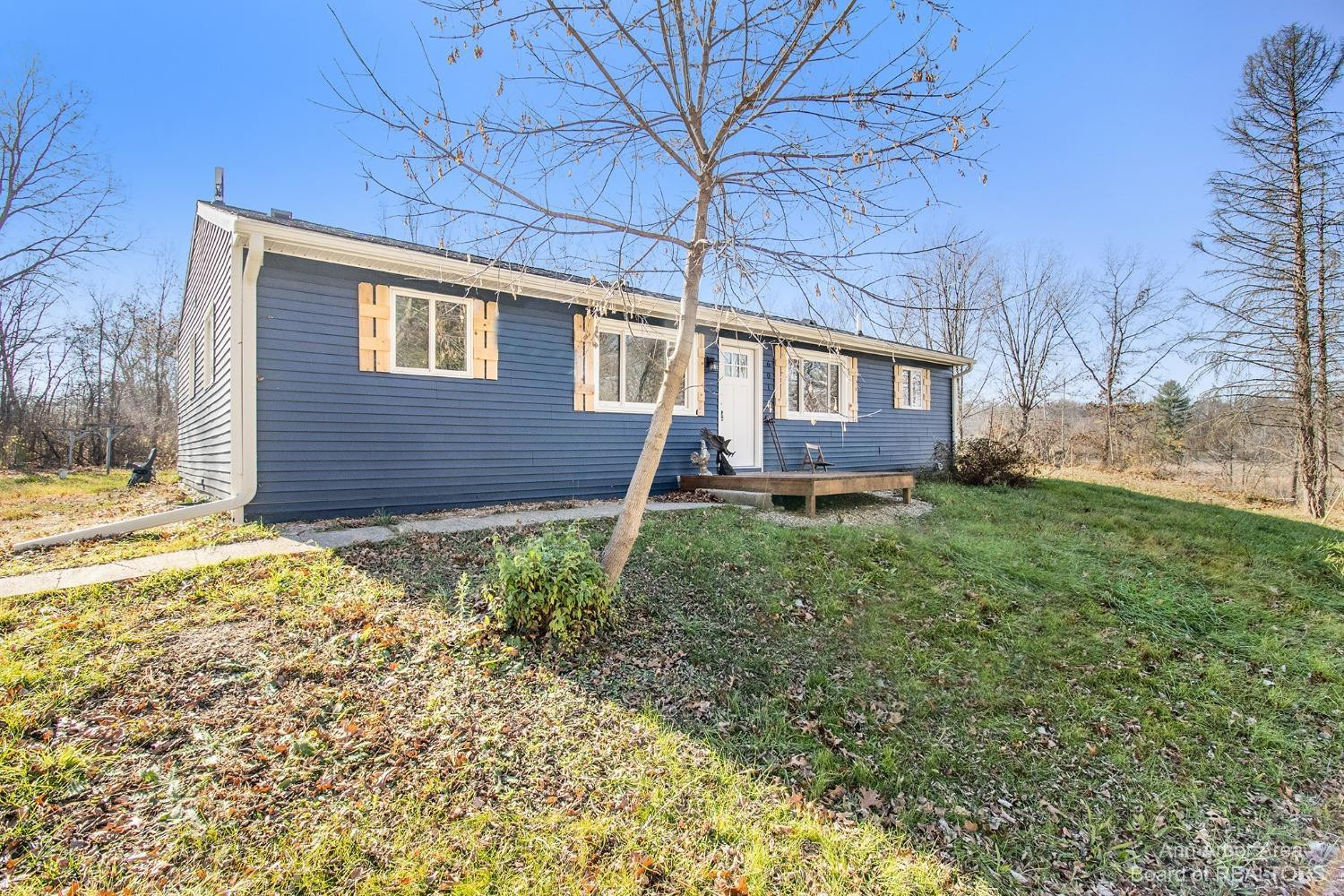 601 Palmer Street Rives Junction, MI 49277 - Photo 1 of 25 Photo 1