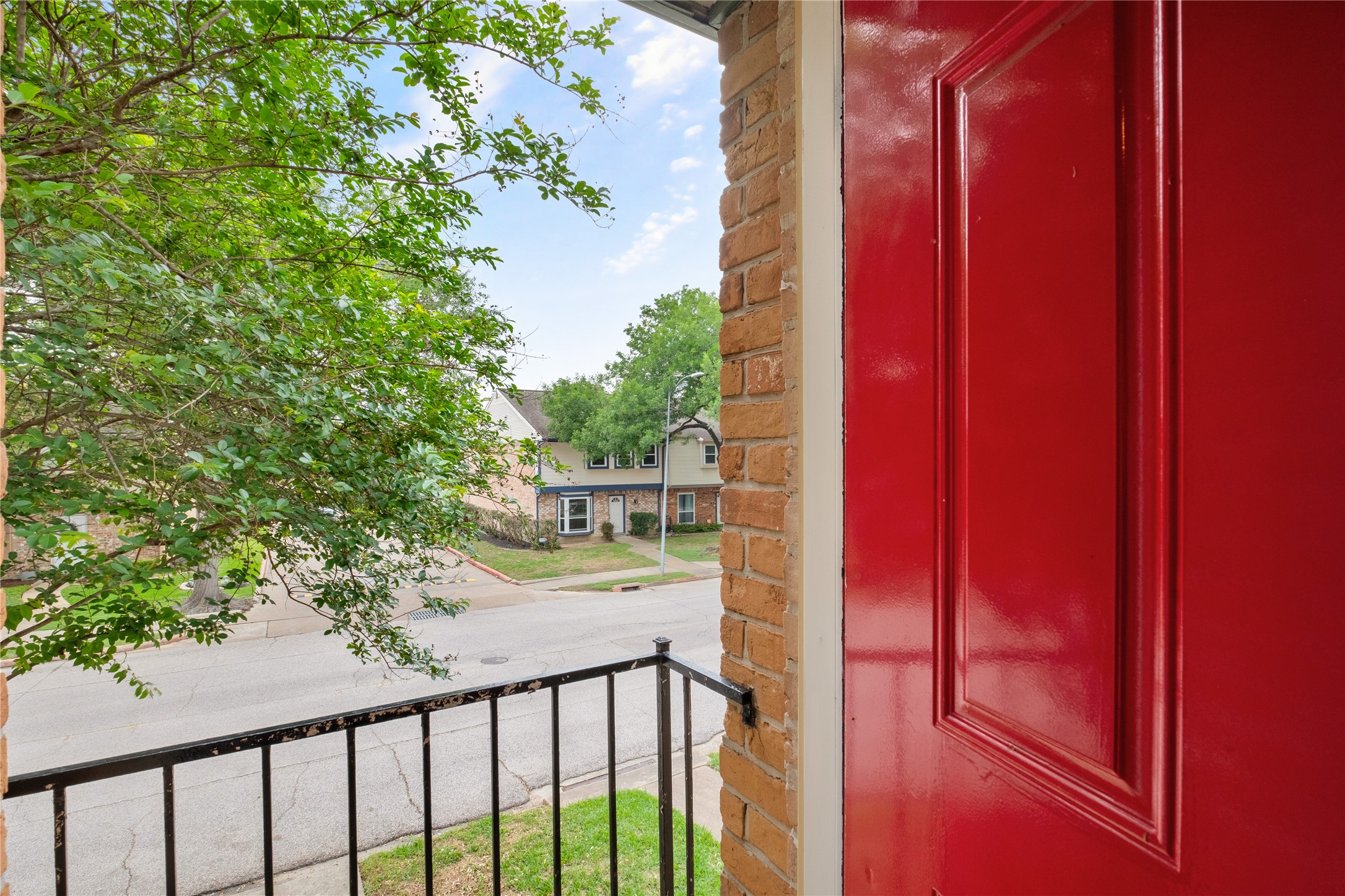 14759 Perthshire Road Houston, TX 77079 - Photo 10 of 10