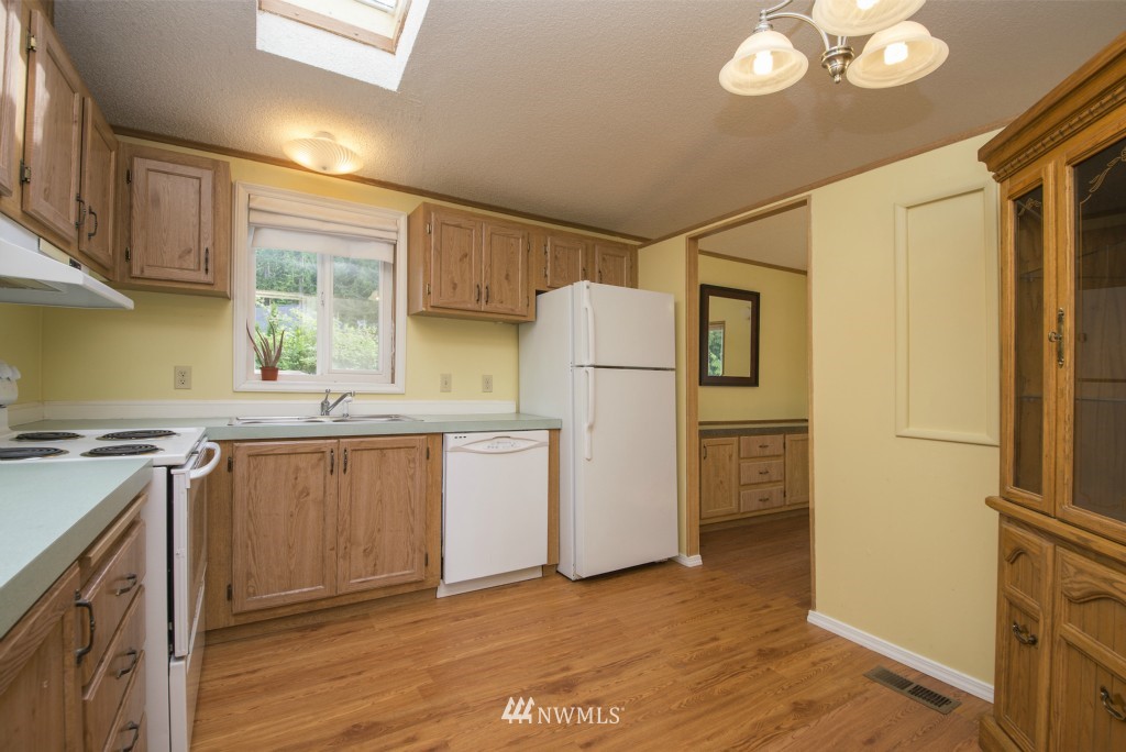 5852 Salish Road Blaine, WA 98230 - Photo 3 of 18 Gallery Image 3
