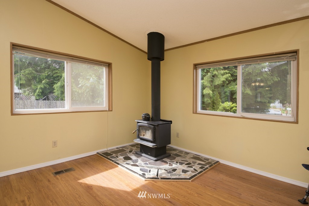 5852 Salish Road Blaine, WA 98230 - Photo 6 of 18 Gallery Image 6