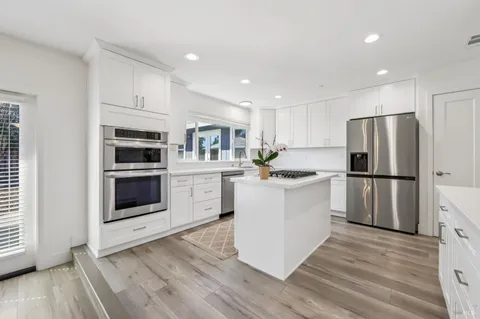 $875,000 | 815 Whitney Way, Petaluma, CA 94954