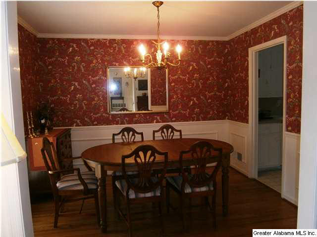1333 Swallow Lane Birmingham, AL 35213 - Photo 4 of 17