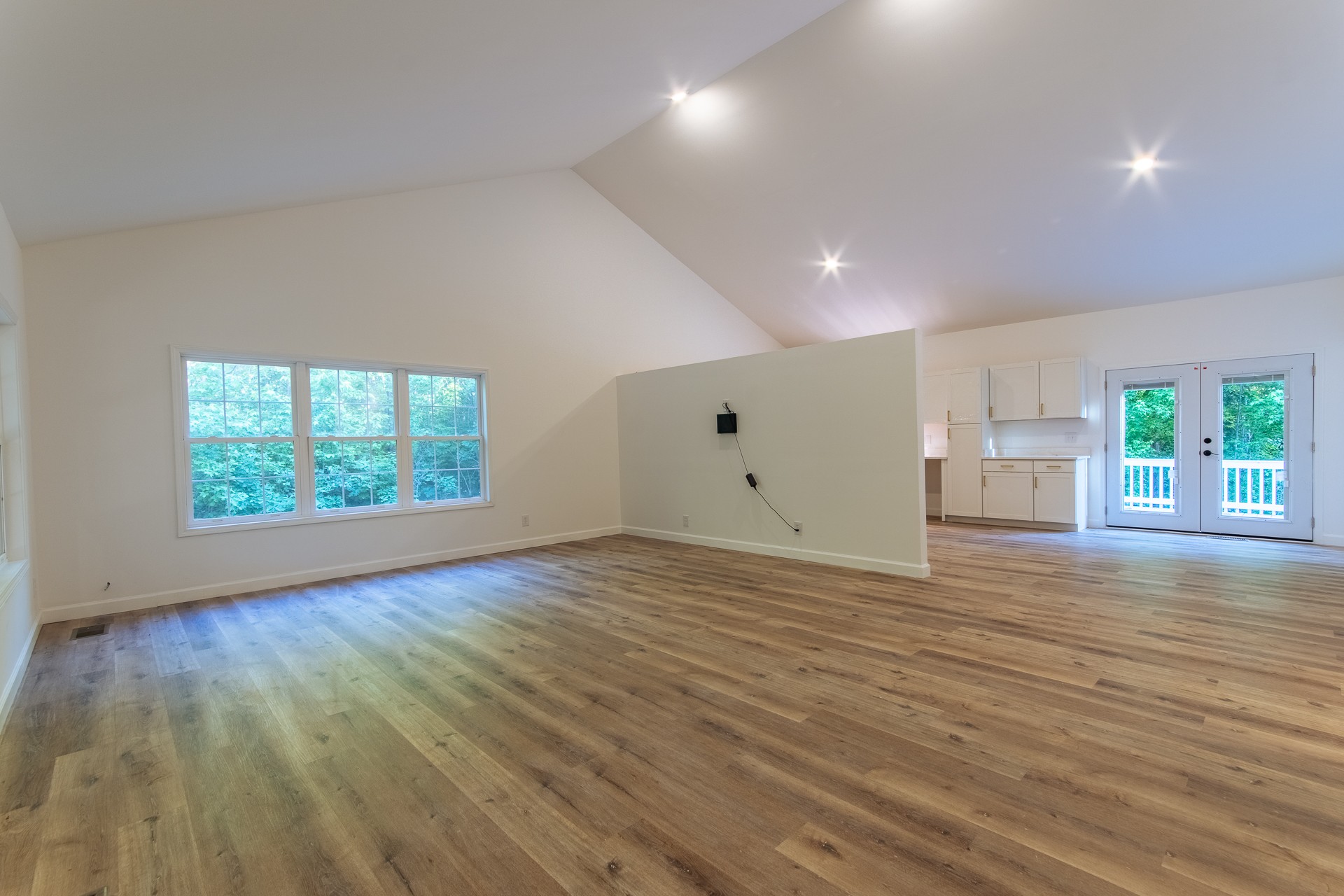 151 Spence Store Loop Holladay, TN 38341 - Photo 4 of 50