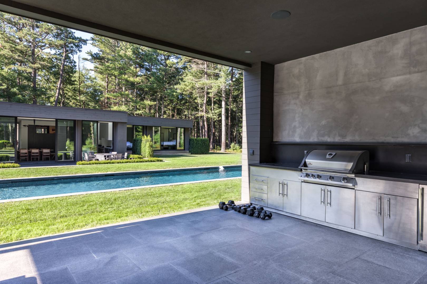 189 Swamp Road East Hampton, NY 11937 - Photo 20 of 25 Gallery Image 20