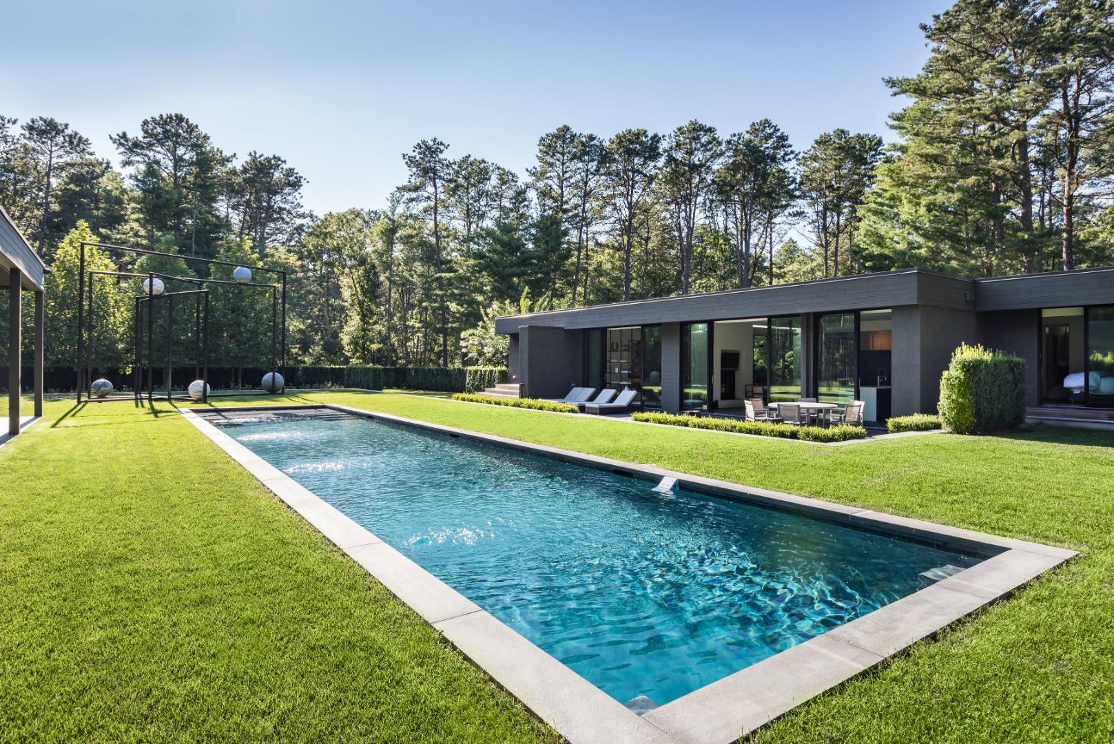 189 Swamp Road East Hampton, NY 11937 - Photo 3 of 25 Gallery Image 3
