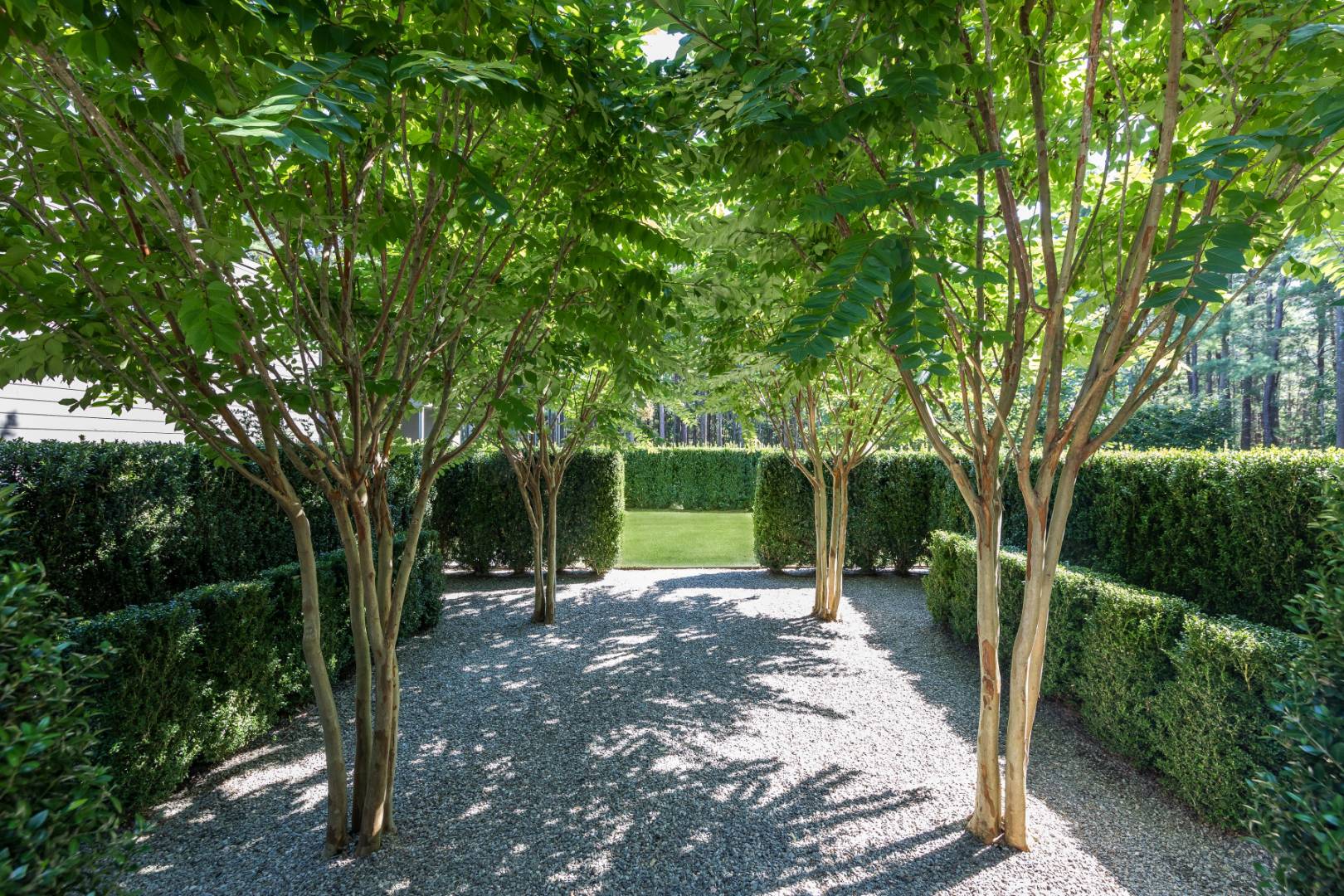 189 Swamp Road East Hampton, NY 11937 - Photo 24 of 25 Gallery Image 24