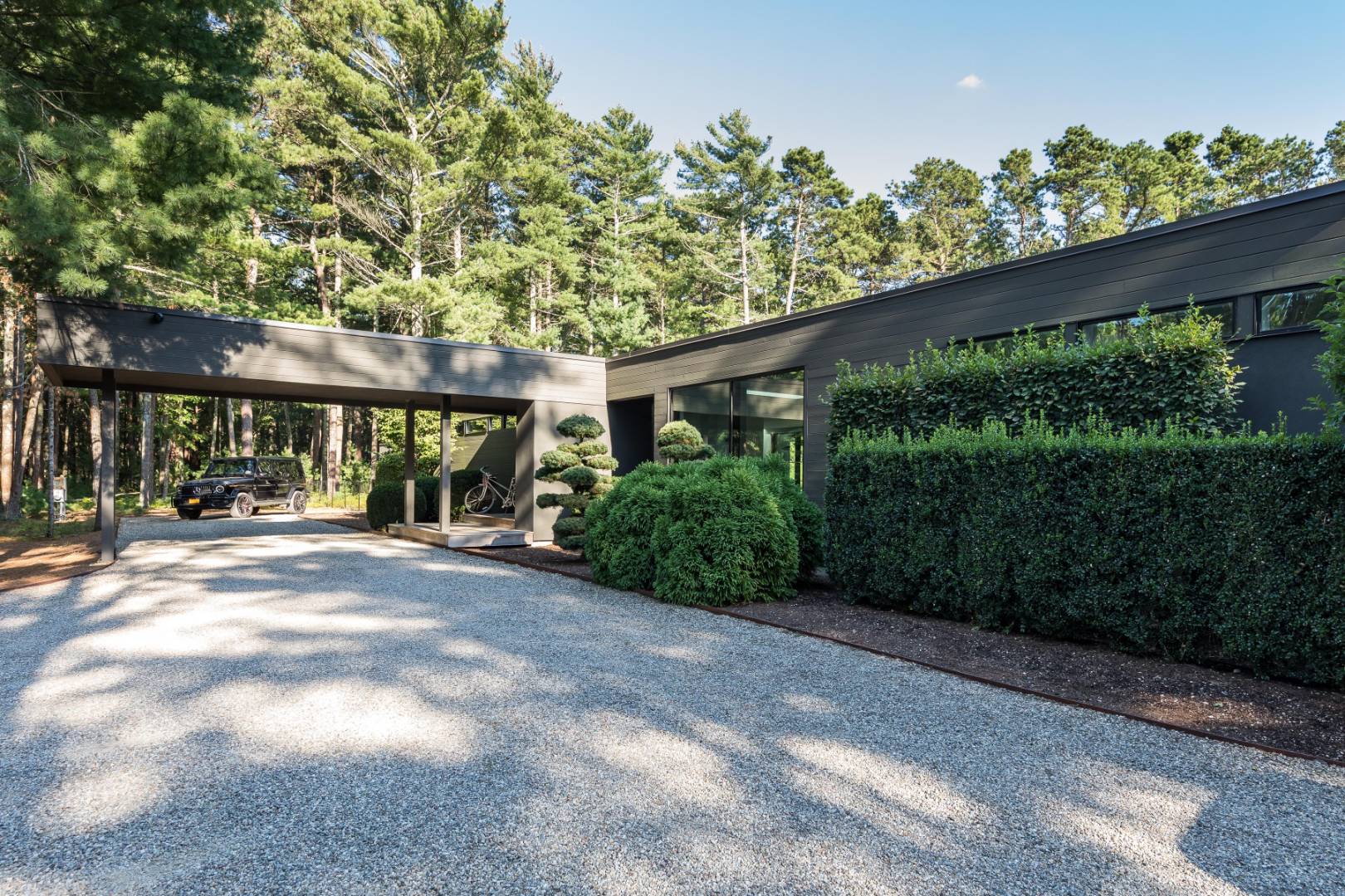 189 Swamp Road East Hampton, NY 11937 - Photo 25 of 25 Gallery Image 25