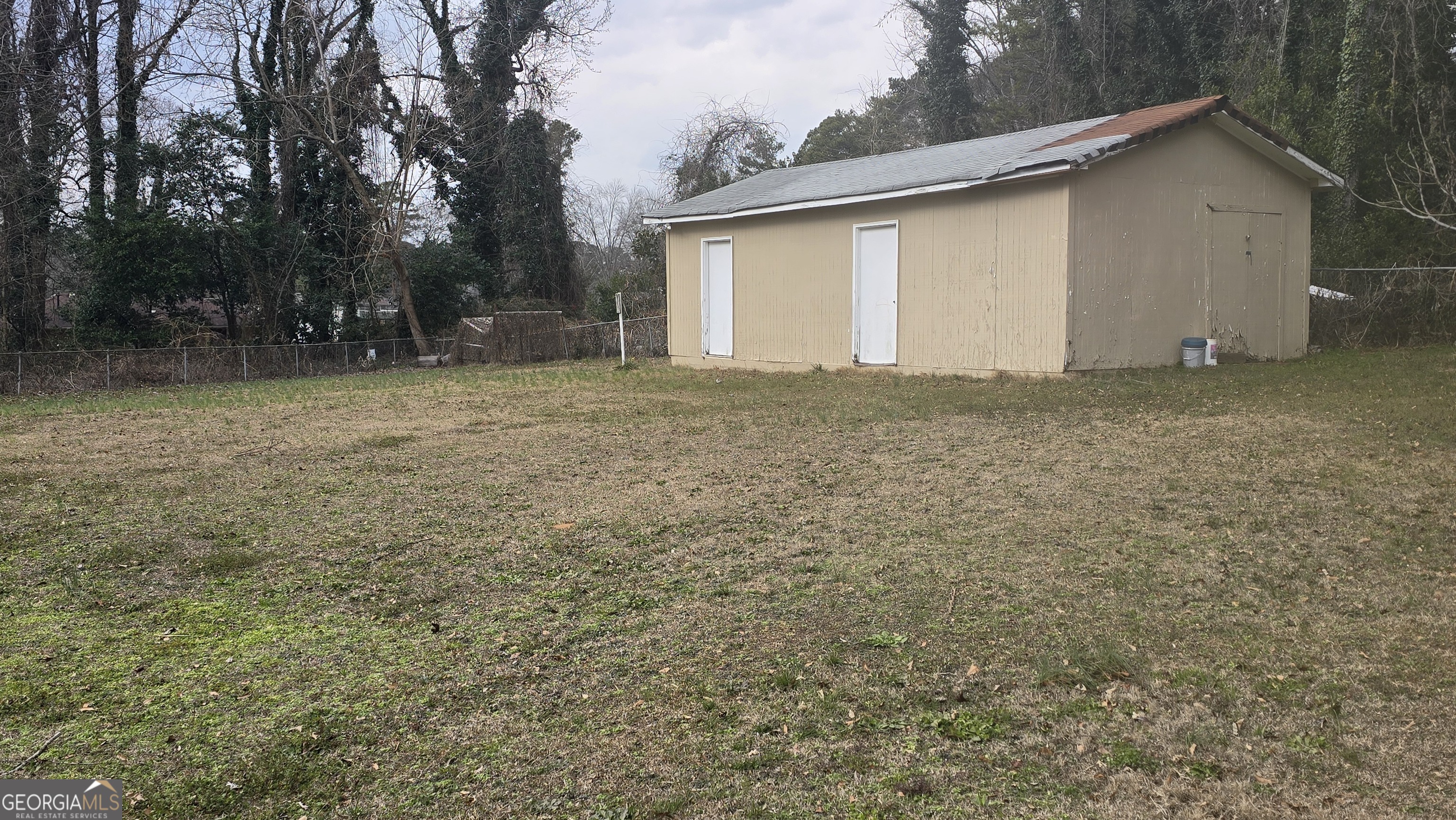 6359 Lanier Road Morrow, GA 30260 - Photo 4 of 15 a view of a backyard