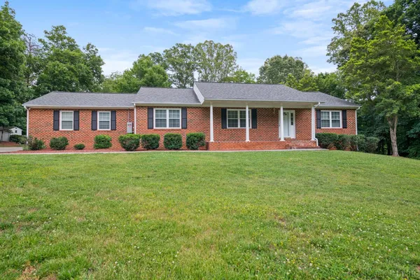 $435,000 | 53 Woodlake Circle, Lynch Station, VA 24571