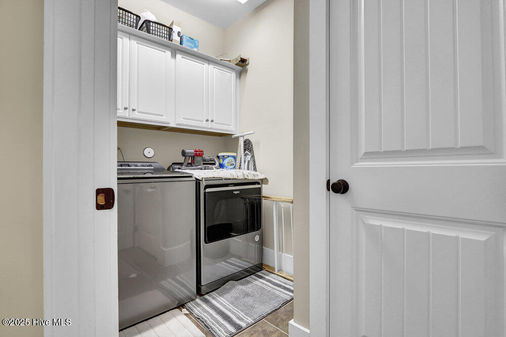802 Sarah Lane Hampstead, NC 28443 - Photo 23 of 60 Laundry Room