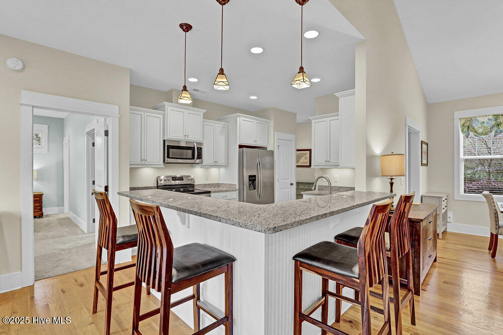 802 Sarah Lane Hampstead, NC 28443 - Photo 9 of 60 Kitchen