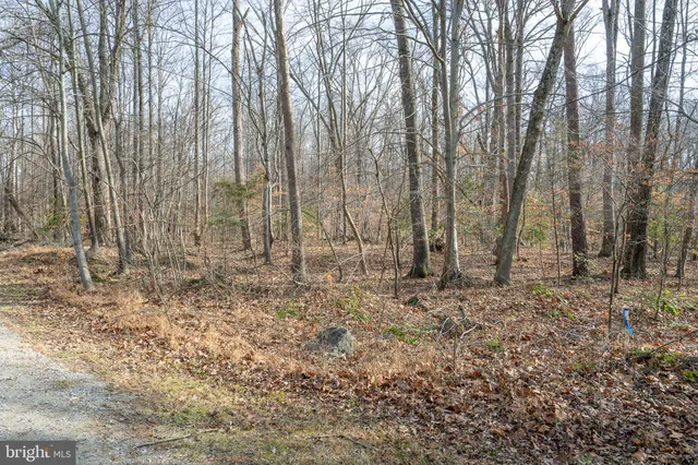 $180,000 | 14435 Delaney Road, Woodbridge, VA 22193