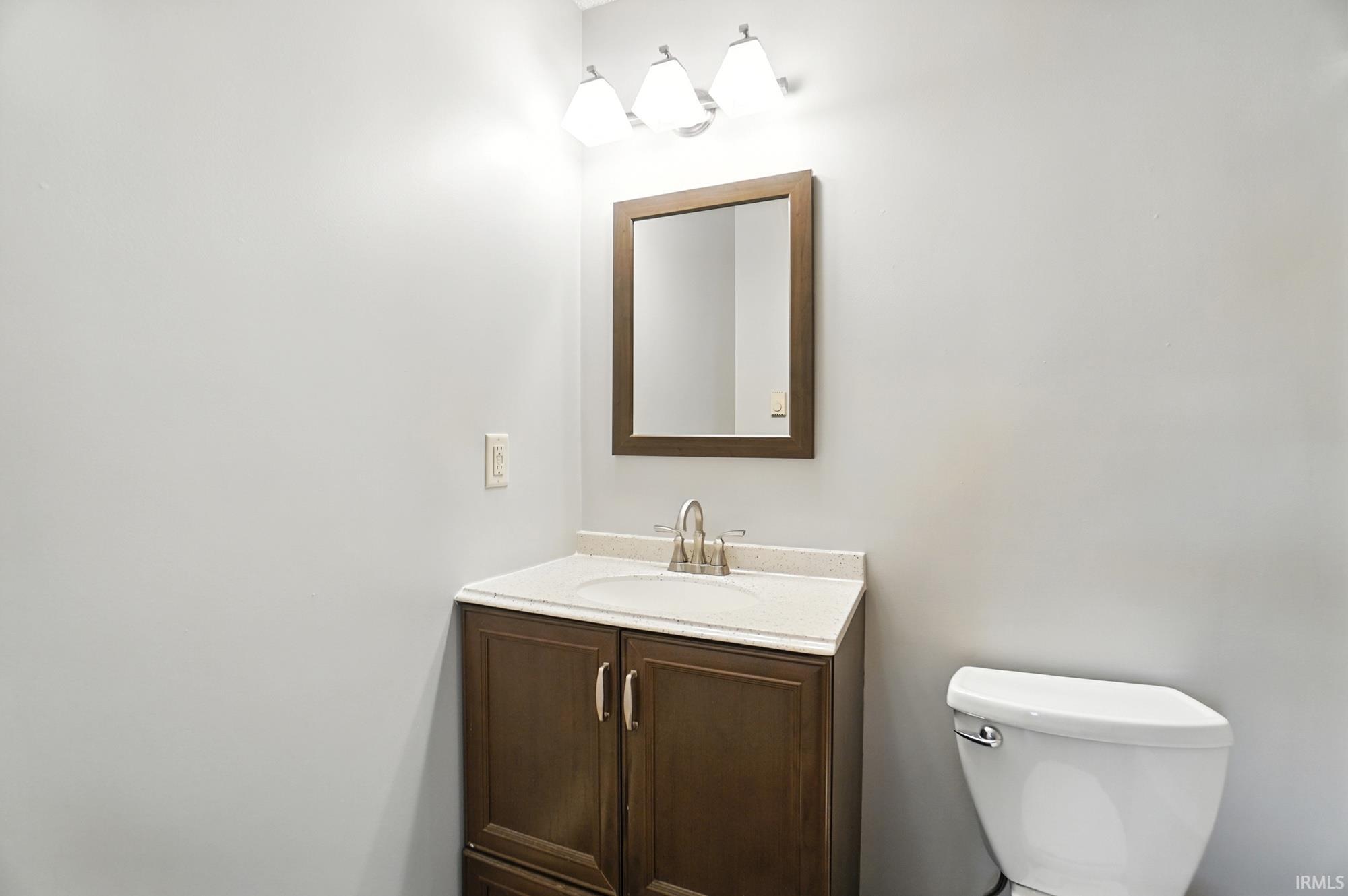 570 South Indiana Street Waterloo, IN 46793 - Photo 8 of 17 Gallery Image 8