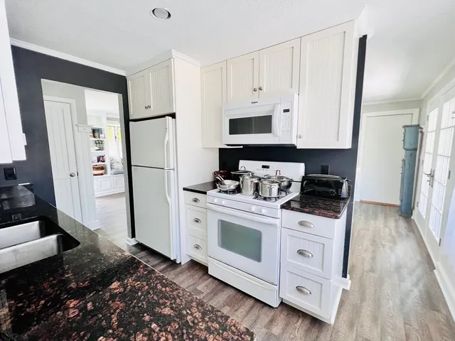 $529,000 | 3 Mishawum Drive, Dartmouth, MA 02748