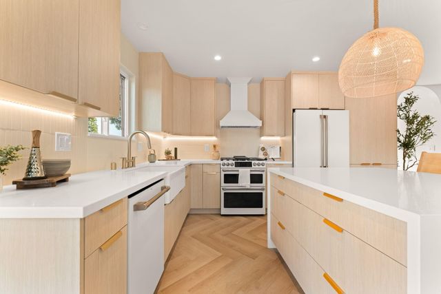 $2,500,000 | 36 Vista Del Mar Drive, Santa Barbara, CA 93109