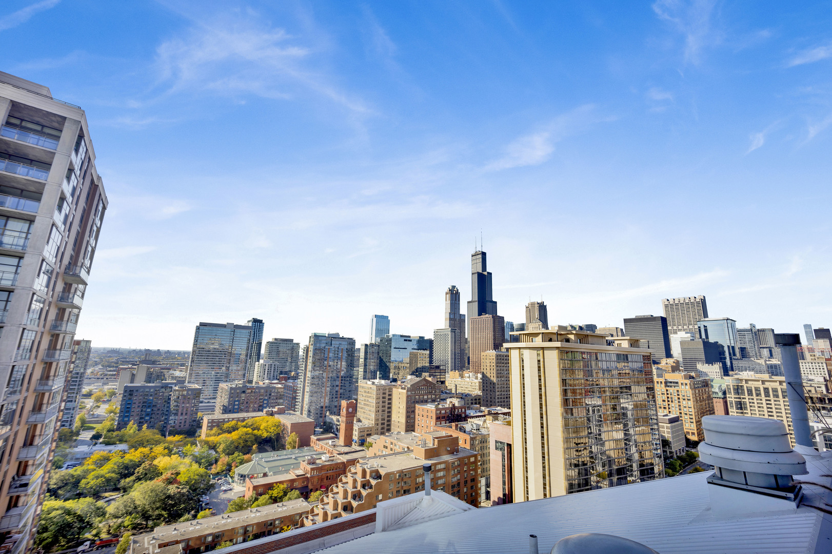 40 East 9th Street, Unit 609 Chicago, IL 60605 - Photo 29 of 37