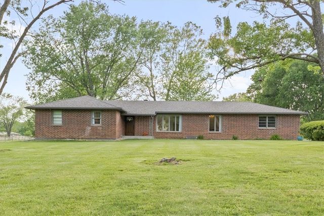 19904 South School Road, Raymore, MO 64083