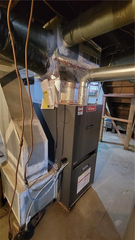 342 East Main Street Somerset, PA 15501 - Photo 39 of 43 a view of a room with gym equipment