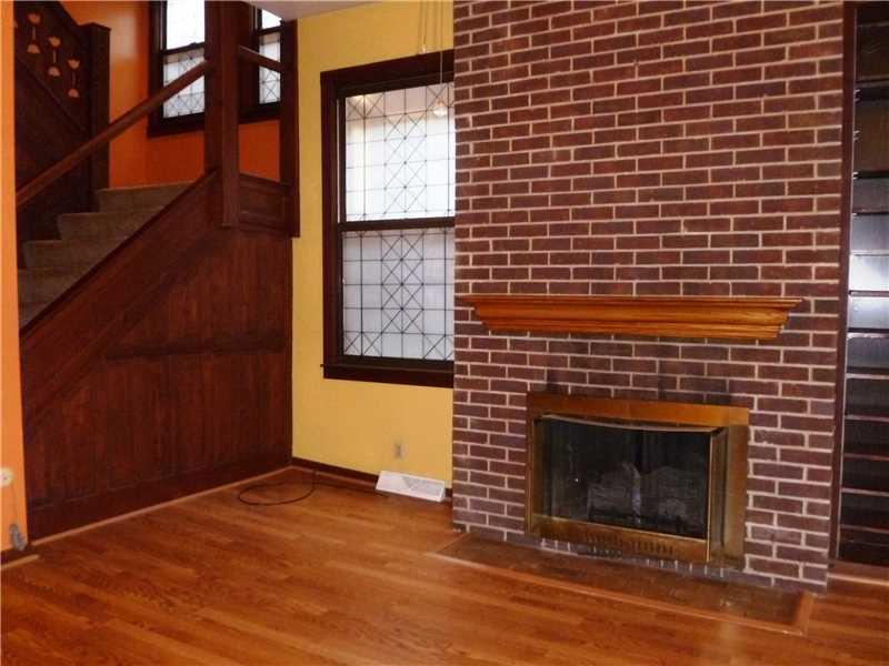 6540 Darlington Road Pittsburgh, PA 15217 - Photo 3 of 12 Living Room.