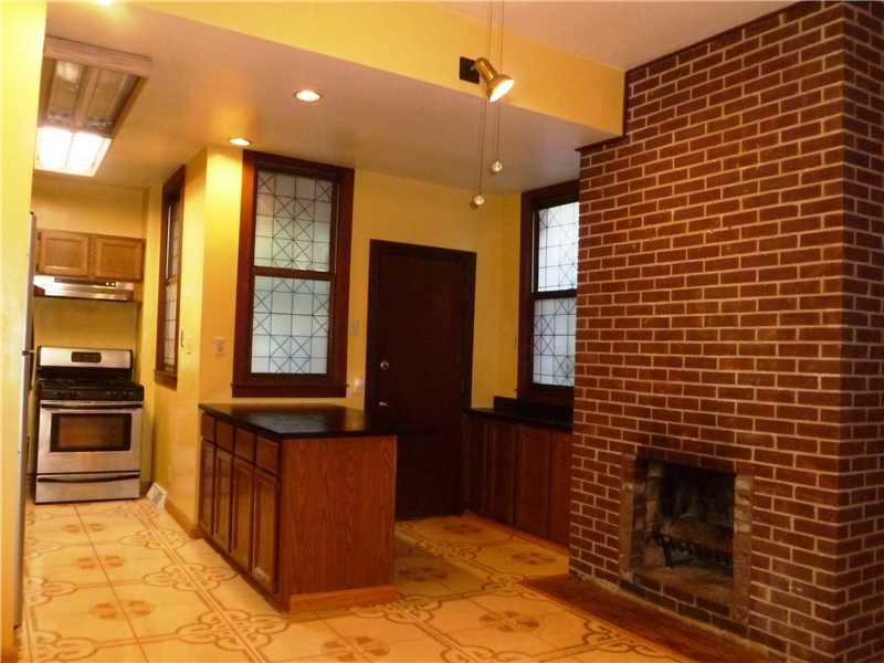 6540 Darlington Road Pittsburgh, PA 15217 - Photo 6 of 12 Kitchen.