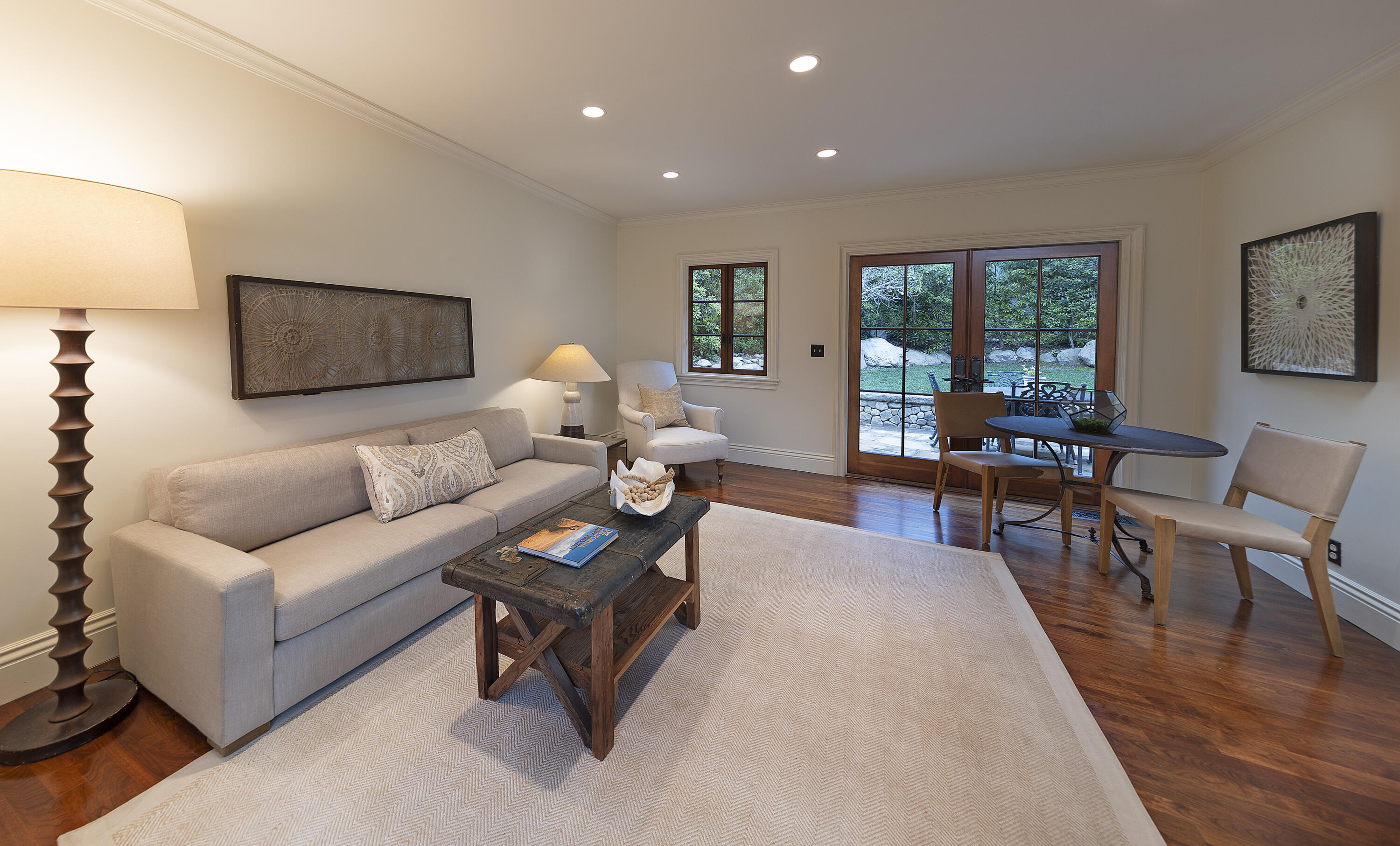 2267 Feather Hill Road Montecito, CA 93108 - Photo 16 of 20 Guest House Living Room
