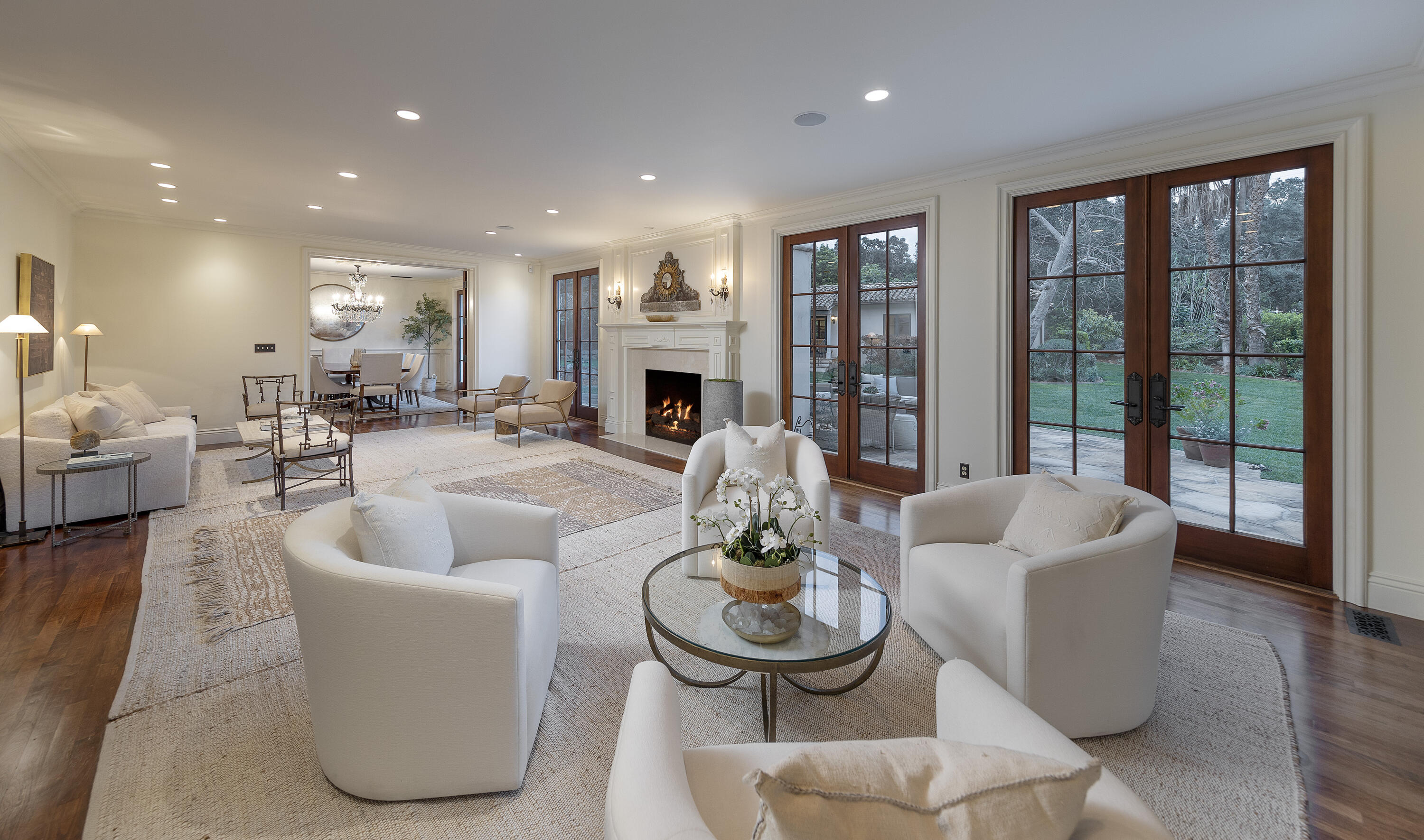 2267 Feather Hill Road Montecito, CA 93108 - Photo 4 of 20 Living Room